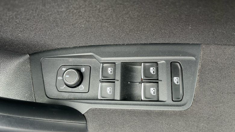 Volkswagen Tiguan 2.0 TDi 150 4Motion SE Nav 5dr Diesel Estate